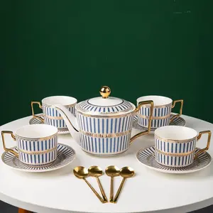 Elegant Blue White Bone China Tea Cup and Saucer Set 4-Pack Porcelain Tea Service for Afternoon Tea Women's Fine China Teaware