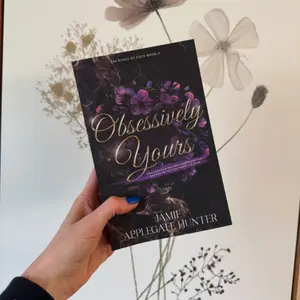 *Imperfect* Signed Paperback Obsessively Yours by Jamie Applegate Hunter, Unhinged Fantasy Romance, Fae Kings of Eden Series book Two