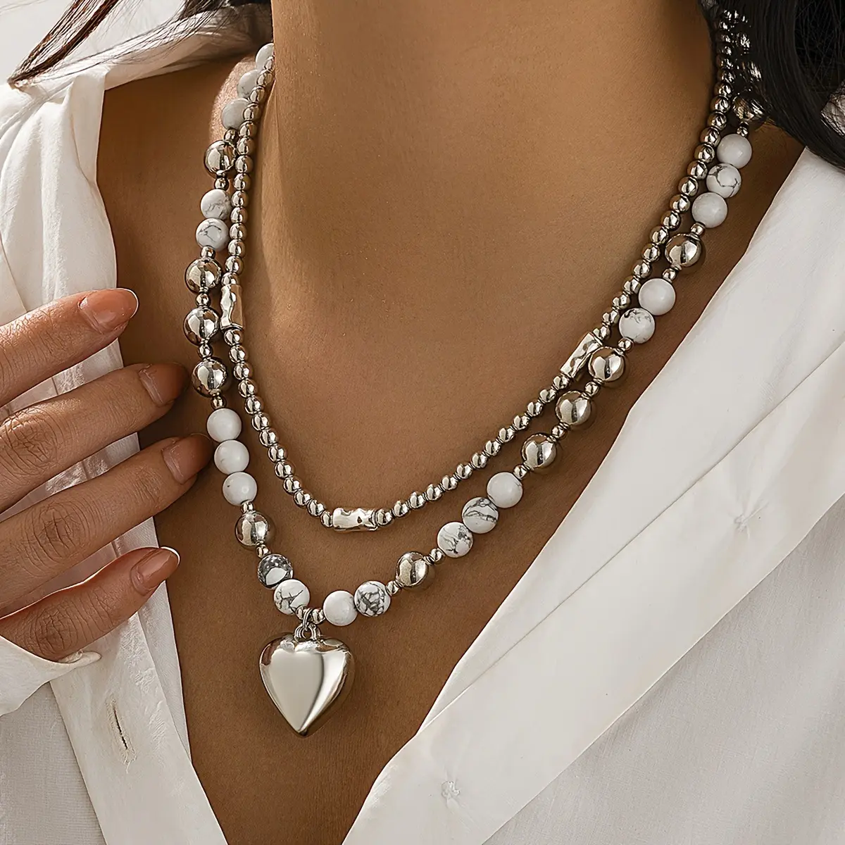 Layered Heart Pendant Beaded Necklace, Silver Tone Faux Pearl & Howlite Necklace, Double Strand Choker for Women, Dainty Stackable Necklace for Mother's Day Party Daily Wear