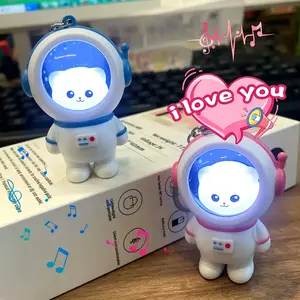 "iloveyou" Couple Astronaut Car Keychain Pendant, Starry Sky Design, Sunset Light Feature, Heartwarming Gift for Couples
