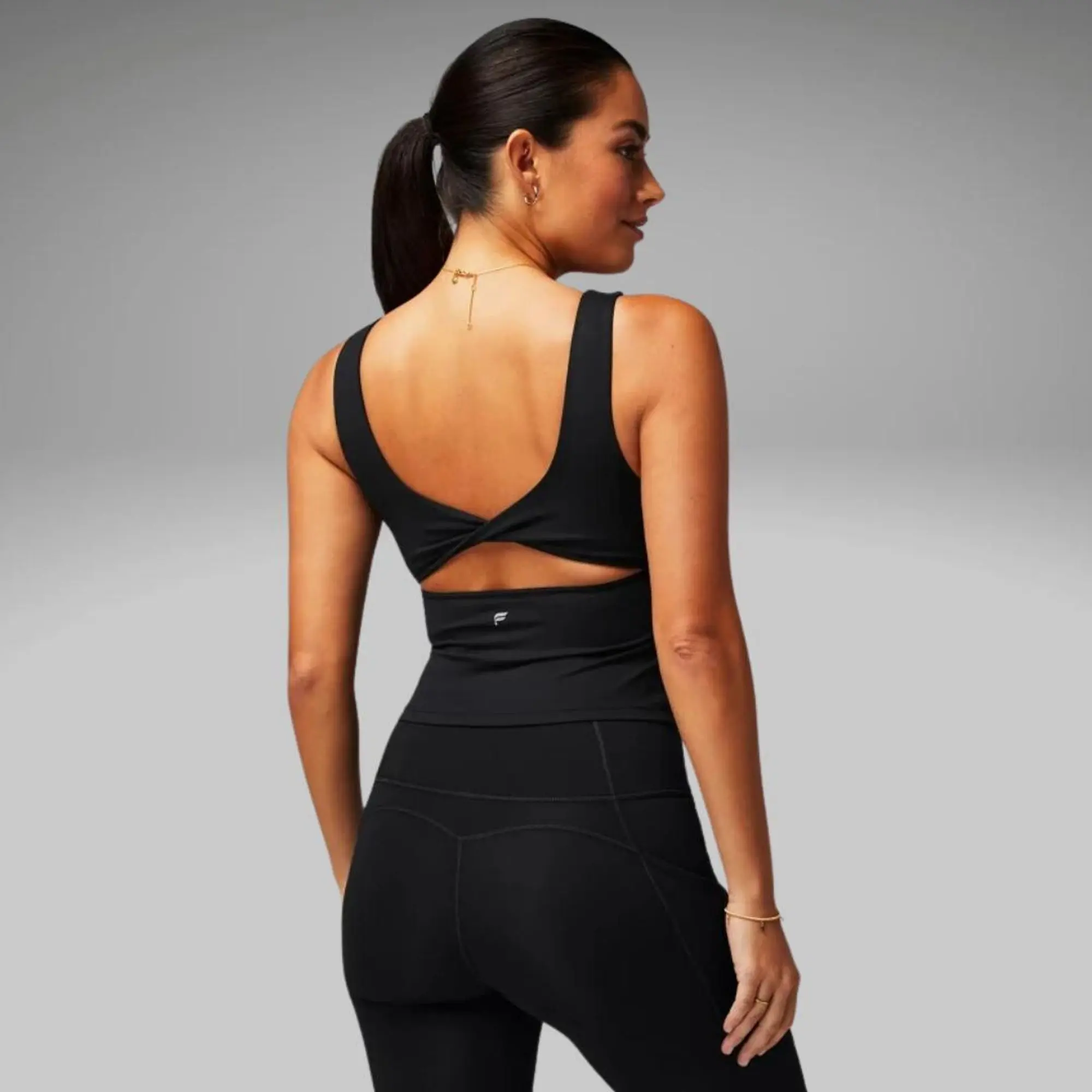 Fabletics Women's Oasis Twist Built-In Bra Tank, Athletic Top for Women, Underwear-Integrated, 84% Recycled Polyester, All-Season Wear