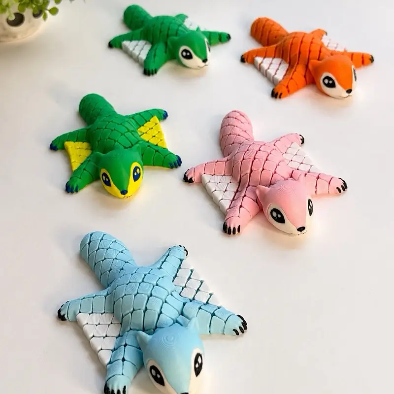 Flying Squirrel Fidget Toy | 3D Printed Sensory Toy | Articulated Animal | ADHD & Autism Fidget | Cute Desk Companion | Gift for Kids & Adults