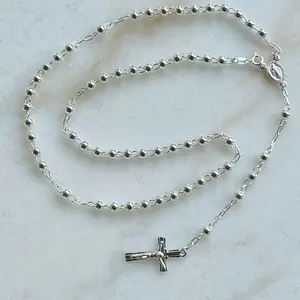 Rosario liso 20” Plata 925