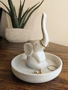 Cute Elephant Ring Holder with Tray | 3D Printed | Elephant Decor | Jewelry Organizer