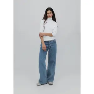 Still Here The Cool Jean in Classic Blue
