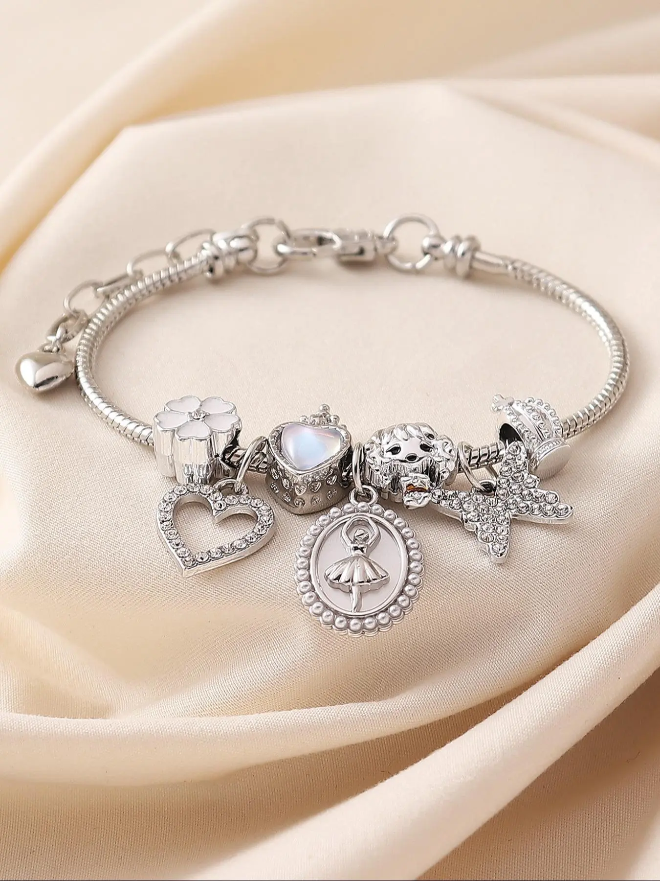 Rhinestone Decorated Bangle, Fashionable Jewelry for Women & Girls, Trendy All-match & Exquisite Jewelry for Birthday Gift, Rhinestone Bracelet