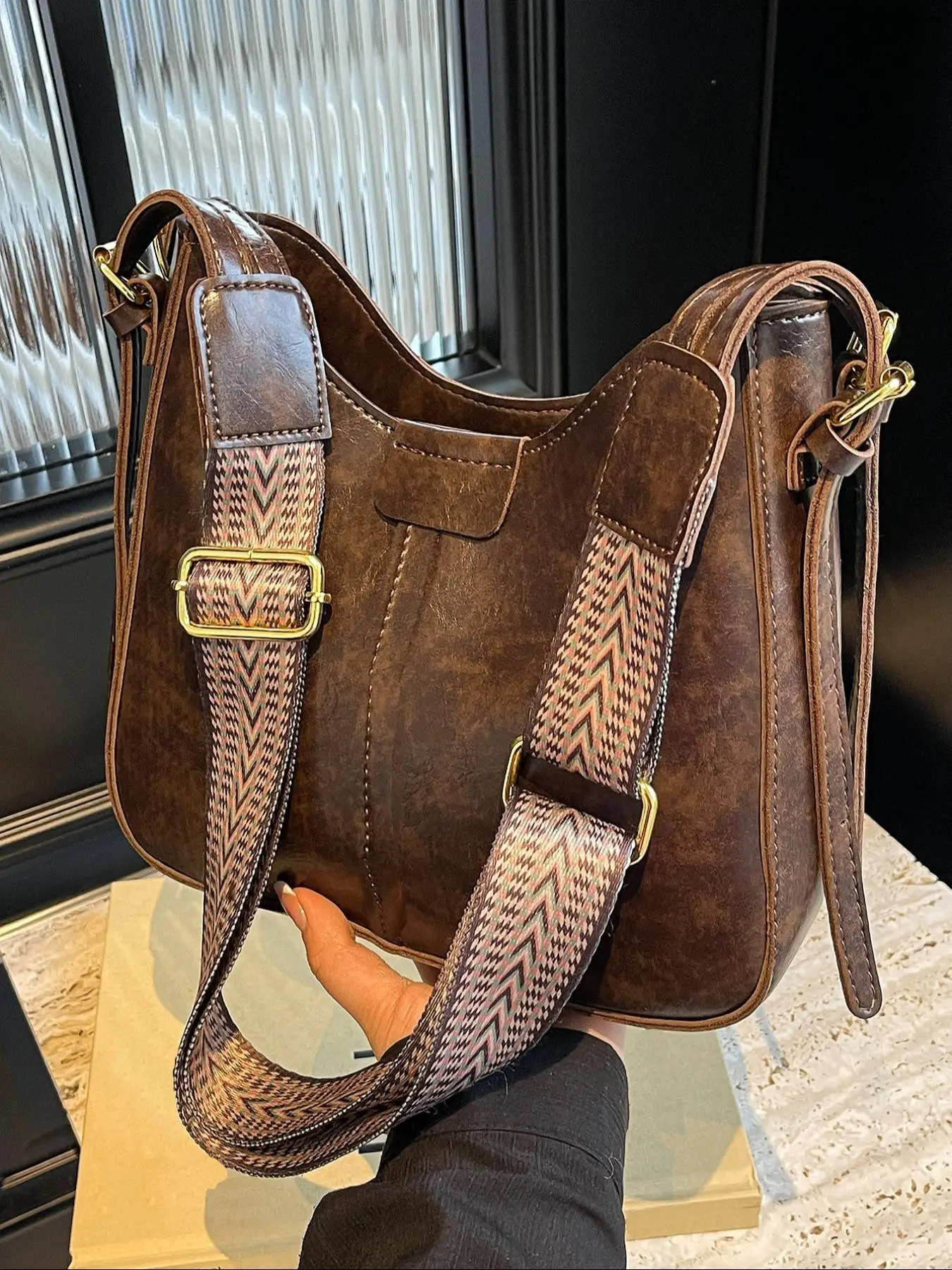 Women's Elegant Minimalist Retro Crossbody Bag, Fashionable Large Capacity Shoulder Bag for Daily Used, Casual Trendy Versatile Vintage Daily Commutin