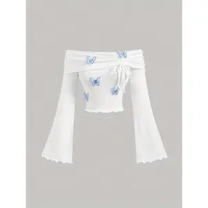 Women’s off-shoulder white T-shirt with flared sleeves, blue butterfly decoration, cute ruffles, polyester knit fabric, regular length, fashionable for all seasons, collared, made of spandex