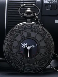 1 fashionable, versatile and personalized hollow Roman pocket watch, retro quartz necklace hanging watch, black pocket watch, Fashionable Stylish Watch