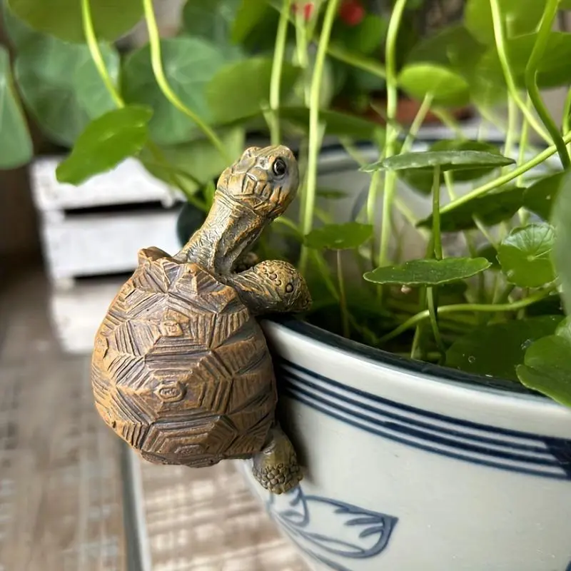 Cute Resin Turtle Statue, Decorative Turtle Hanging on The Flower Pot, Indoor Decoration Statue, Statue Decorations, Flower Pot Decoration, Suitable for Garden, Courtyard and Home Decoration, Gifts for Girlfriend, Garden Sculptures Statues, Animal Statue