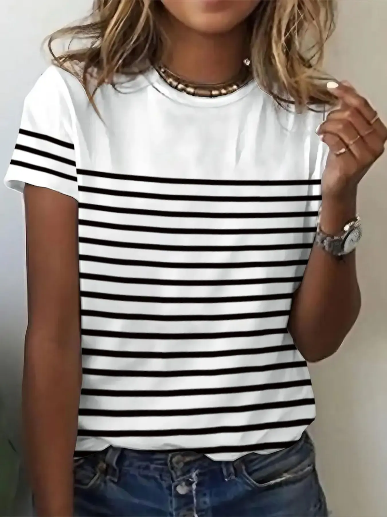 Women's outdoor top, summer new Casual Fashion style, Print pattern design, multi-color stripes, white, navy blue, outdoor wear, women's Short Fitted T-shirt
