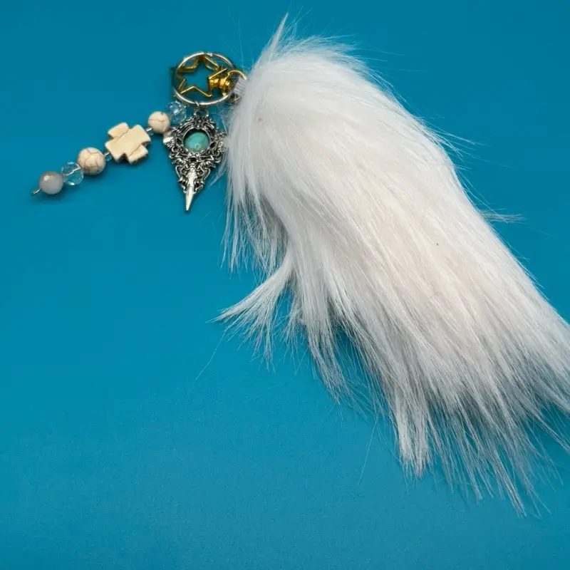 White faux foxtail with clip keychain chain