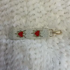 Beaded Keychain with Red Heart Design, Silver Finish, Adjustable Length, Keyring Attachment