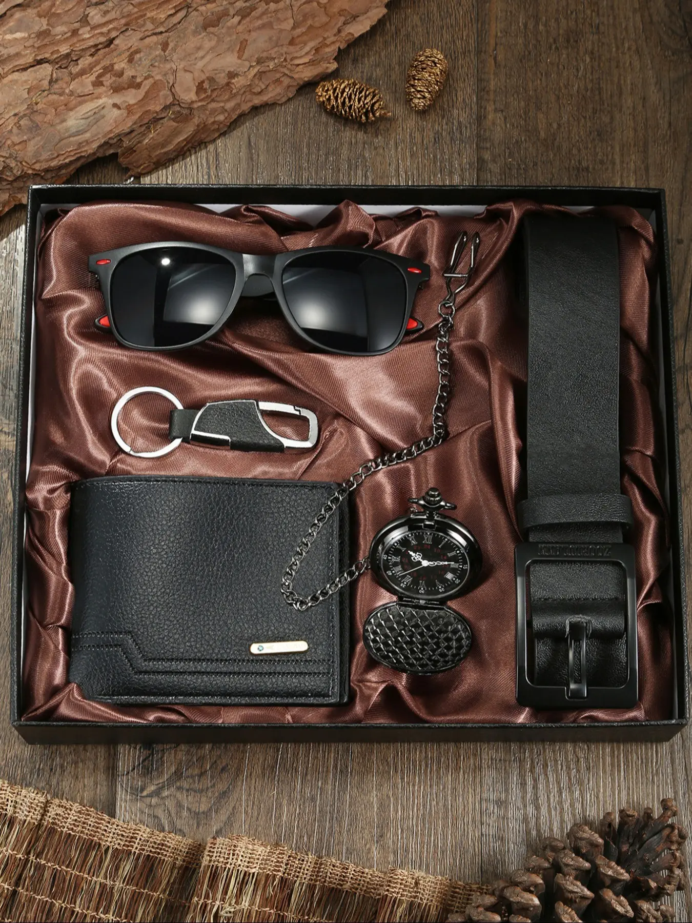 Vintage Fashion Men's Pocket Watch Quartz Movement Luxurious Set 5pcs, Men Accessories, Complete Accessories Set, Includes Sunglasses, Belt, Wallet, Keychain, Perfect Gift for Various Occasions