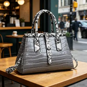 Women’s fashionable new minimalist textured crossbody bag with snake and crocodile patterns, large capacity, adjustable shoulder strap, suitable for both casual and formal occasions—a stylish handbag for everyday carry.