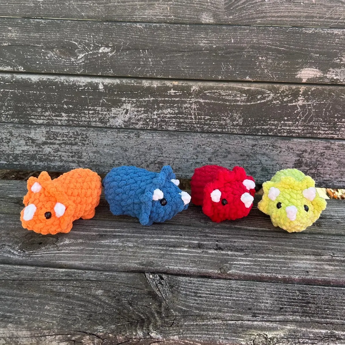 crochet triceratops crochet triceratops
