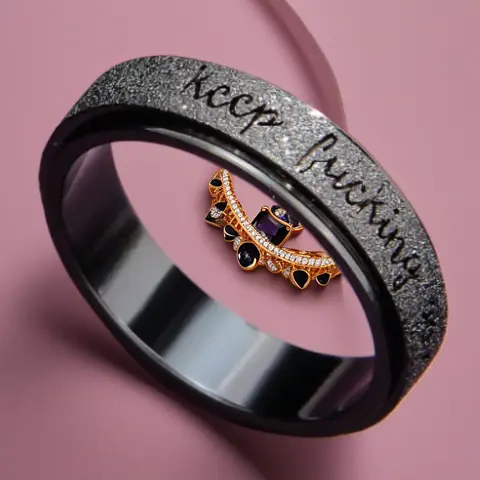 Women's Engraved "Keep Going" Geometric Circle Elegant Ring - Customized Metal Coating Anxiety Ring, Focus-Boosting Fashion Jewelry, Gift-Ready Valentine's Accessory for Men/Women