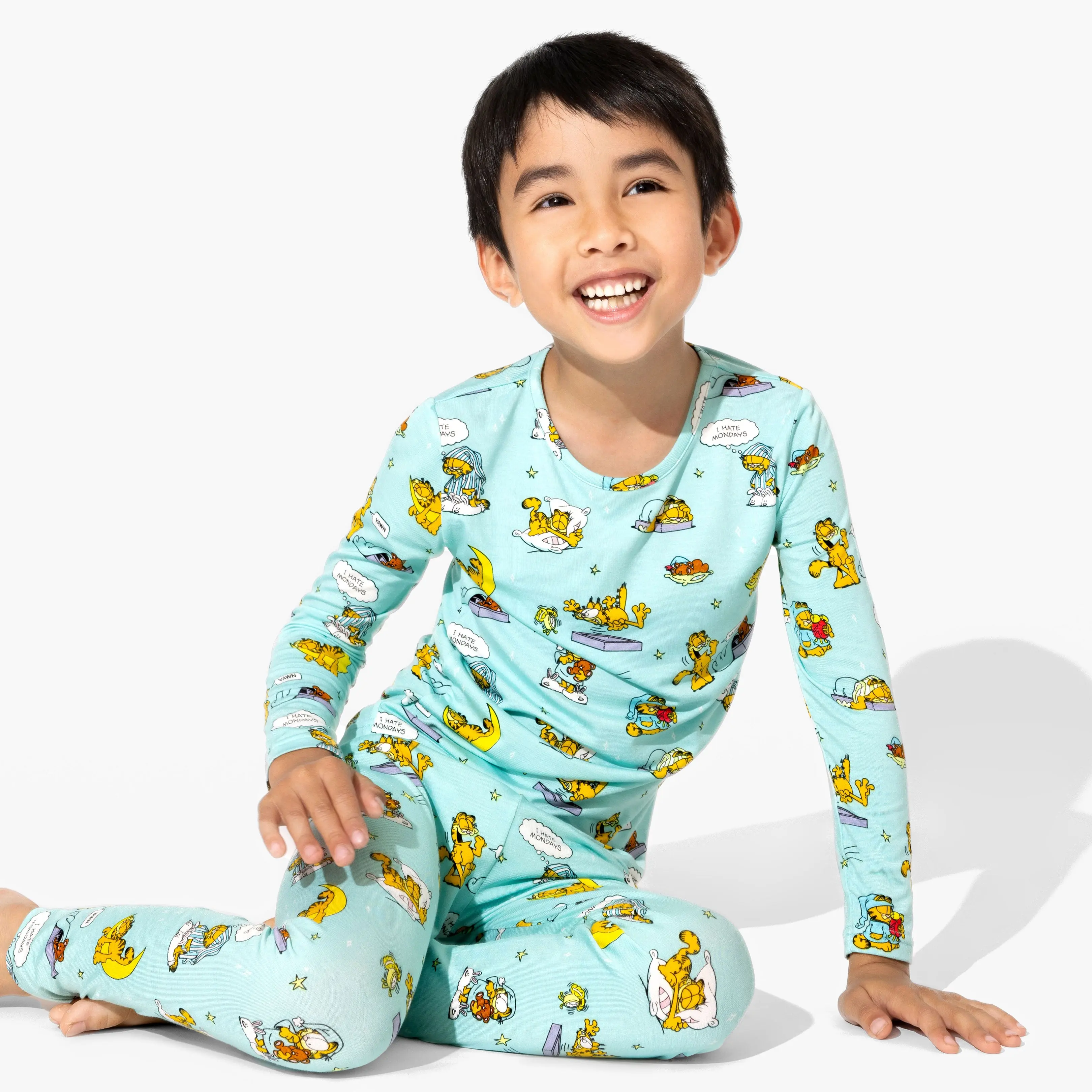 Bellabu Bear Garfield: Lazy Mondays Bamboo Kids Pajamas