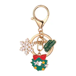 OIDEA Christmas Enamel Keychain - Festive Wreath, Snowflake, Bell Charm, Bag Charm, Clicker Clip, Compact, Gender-Neutral Gift for Adults & Kids, Bag Charm Keychains, Charm Keychains