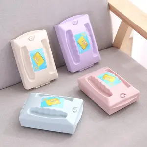 Portable Reusable Pet Hair Roller Box, Foldable Pet Fur Cleaning Brush, Suitable for Clothes Sofa Bedding Clean