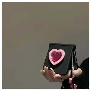 Cute Black Phone Case with Butterfly Bracelet for Samsung Galaxy Z Flip 7 fe  Flip6 ZFlip5 Zflip 6 Back Cover with Heart Holder