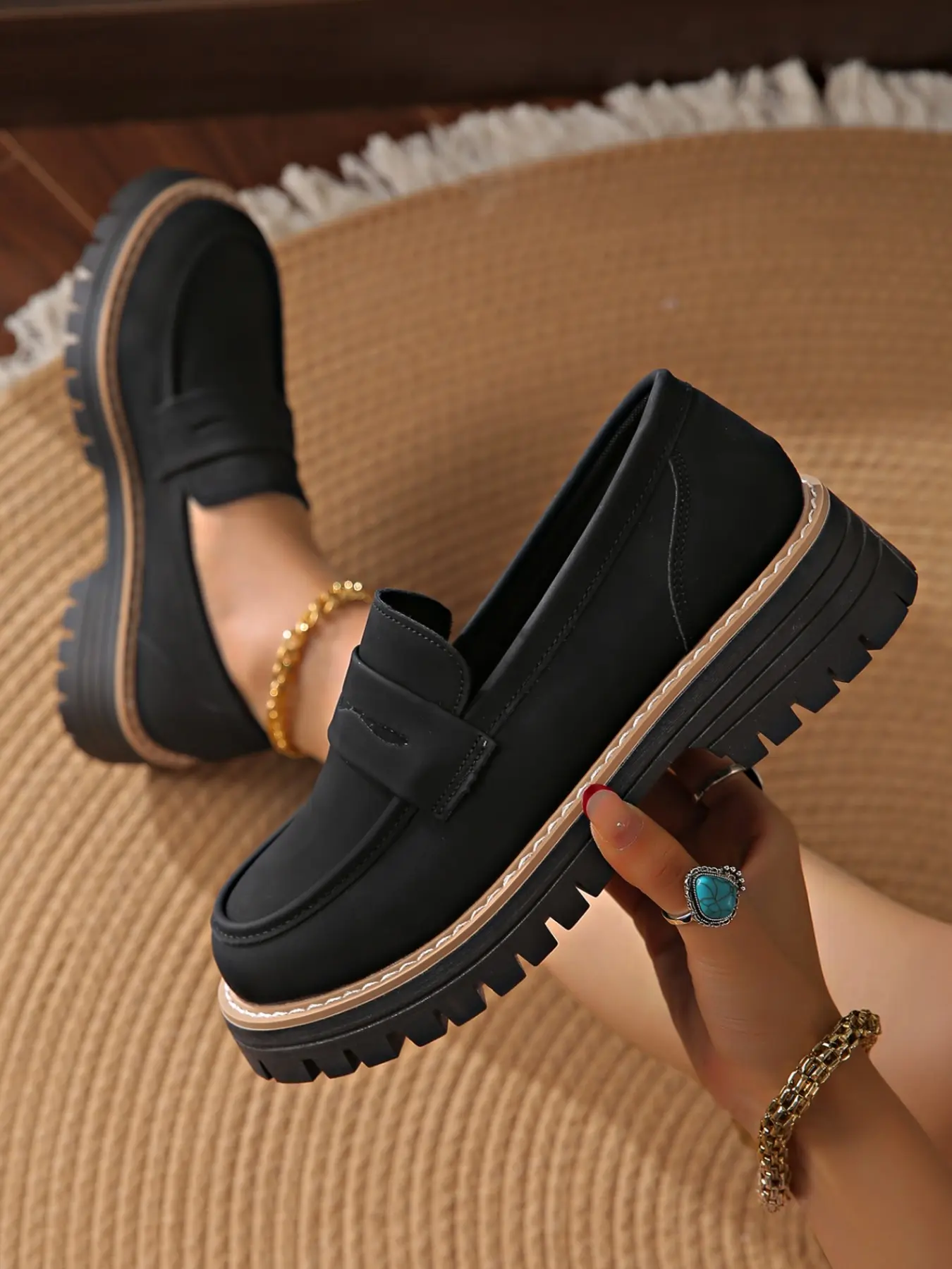 Women's Gingham Textile Loafers, Slip on Flats, Wide Fit Comfortable Shoes,  Rubber Sole, All Season Fashion Footwear, Perfect for Commuting - TikTok  Shop