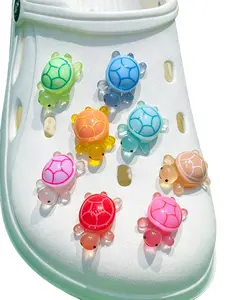 8Pcs Glow-In-The-Dark Turtle Shoe Accessories, Cartoon Shoe Charms Suitable for Kids and Adults, All Seasons, DIY Sandal Decorations, Shoe Charm Set