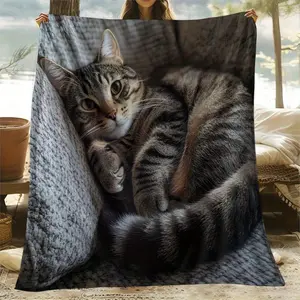 1pc Soft Cozy Cat Print Flannel Blanket - Lightweight Portable All-Season Throw For Travel, Camping, Sofa & Bed, Contemporary Style With Adorable Sleeping Cat Design Great Holiday Gift