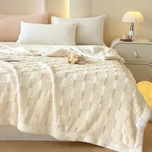 Homelike Moment Checkered Sherpa Fleece Blankets Throw Blanket for Couch - Beige Plaid Double-layer Bedding, Cute Soft Cozy Throw for Bedroom Home Decor Gifts, 78.7*90.5 Inches, Machine Washable