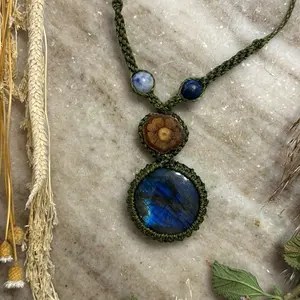 Ayahuasca Necklace Sacred Vine Pendant with Natural Seeds Handmade Shamanic Jewelry Visionary Plant Spirit Amulet Adjustable Macrame Thread Organic Beads Handcrafted in Peruvian Amazon