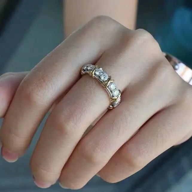 Fashion Engagement Ring - 925 Sterling Silver Unisex Solitaire Band with 4mm Lab-Grown Diamond, Engagement Rings, Round Diamond, Lab-Grown Gem, Luxury, Single Stone, Solitaire Ring