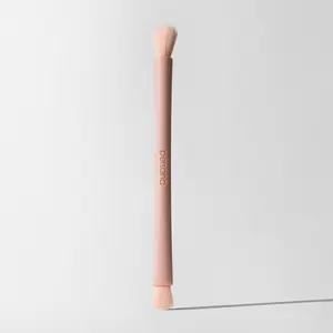 Apply and Blend Makeup Brush