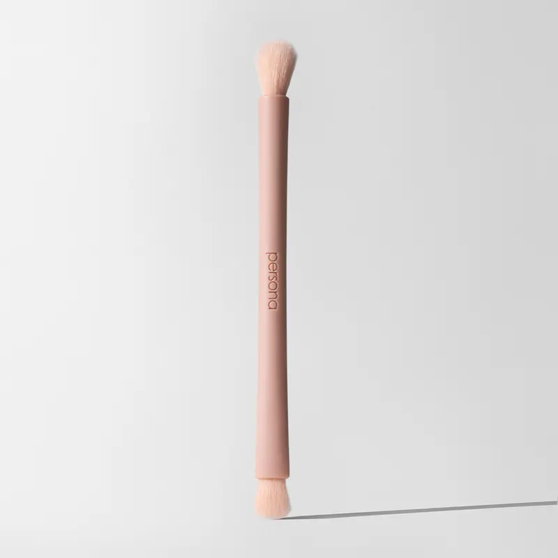 Apply and Blend Makeup Brush