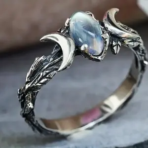 1pc Exquisite Moonstone Crescent Ring - Simple Vintage Design, Moonlight-Inspired Band, Fashion Jewelry for Women - Perfect Gift for Engagement, Wedding, Birthday, Valentine's Day, Anniversary, and Bachelor Party