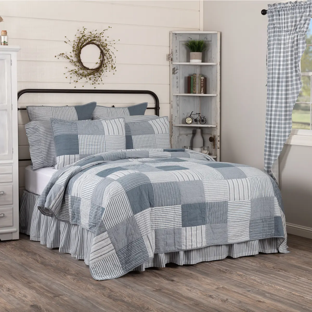Farmstead Blue Quilt