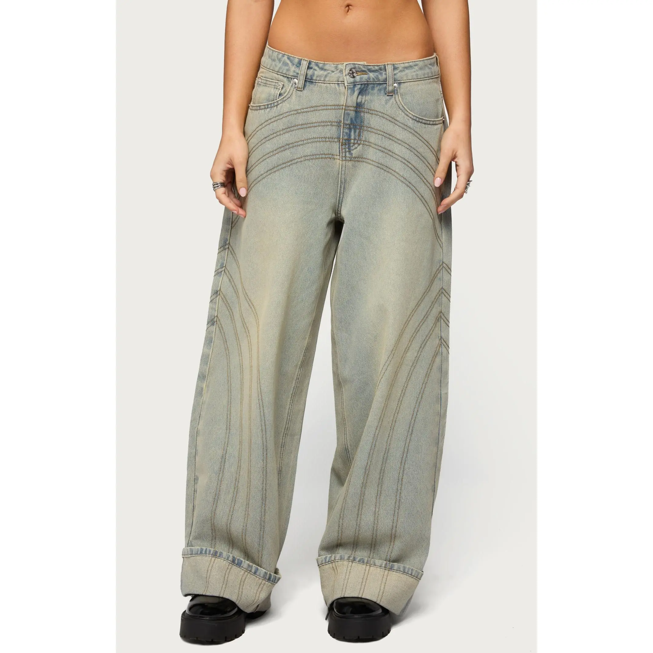 Edikted Women's Cuffed Low Rise Baggy Jeans