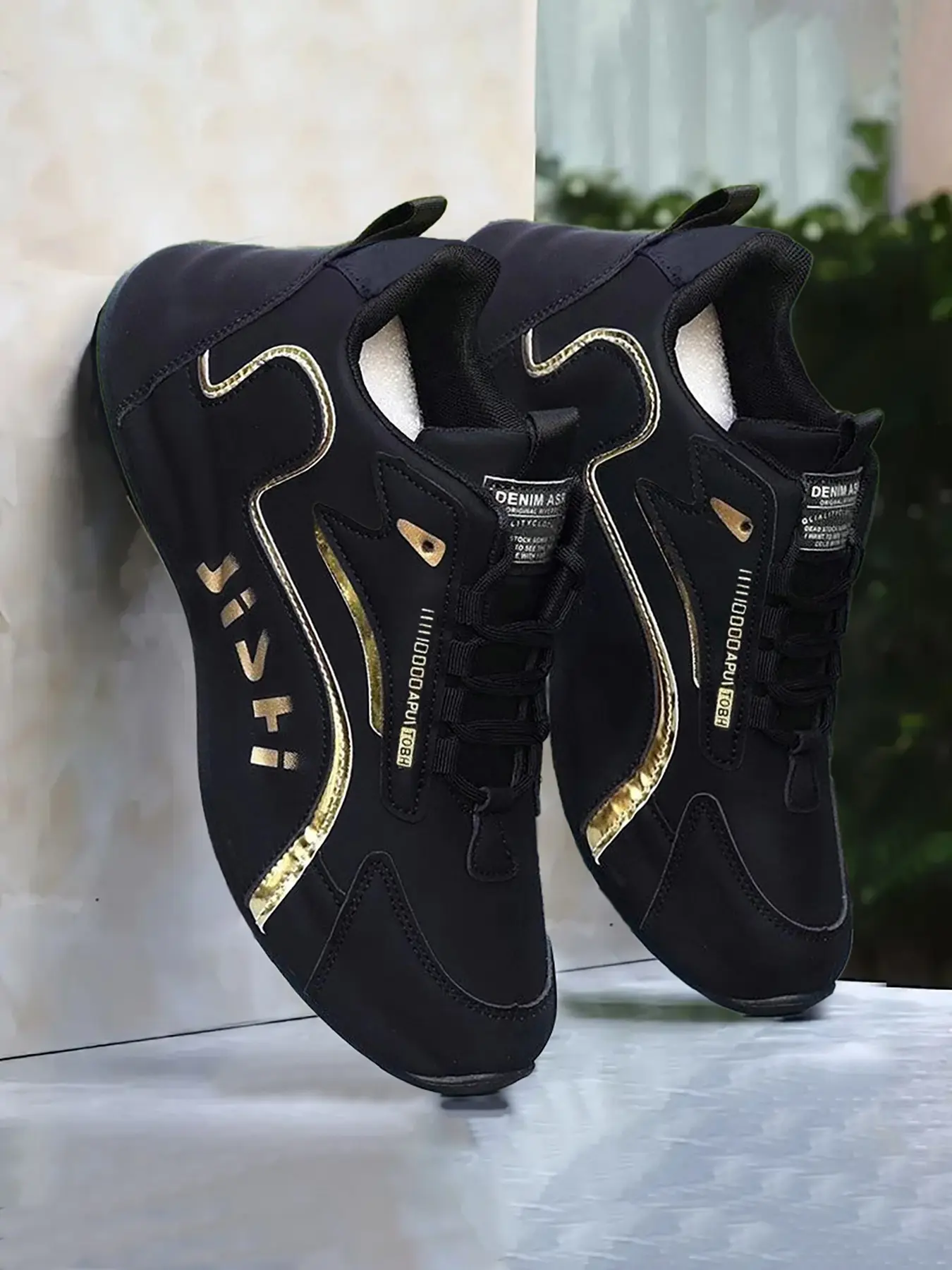 Men's Fashion Sports Shoes with Gold Accents, Upper, and Design, Lace-Up, Casual Outdoor Activities, Sneaker, Casual Sneakers, Sneakers Fashion Footwear