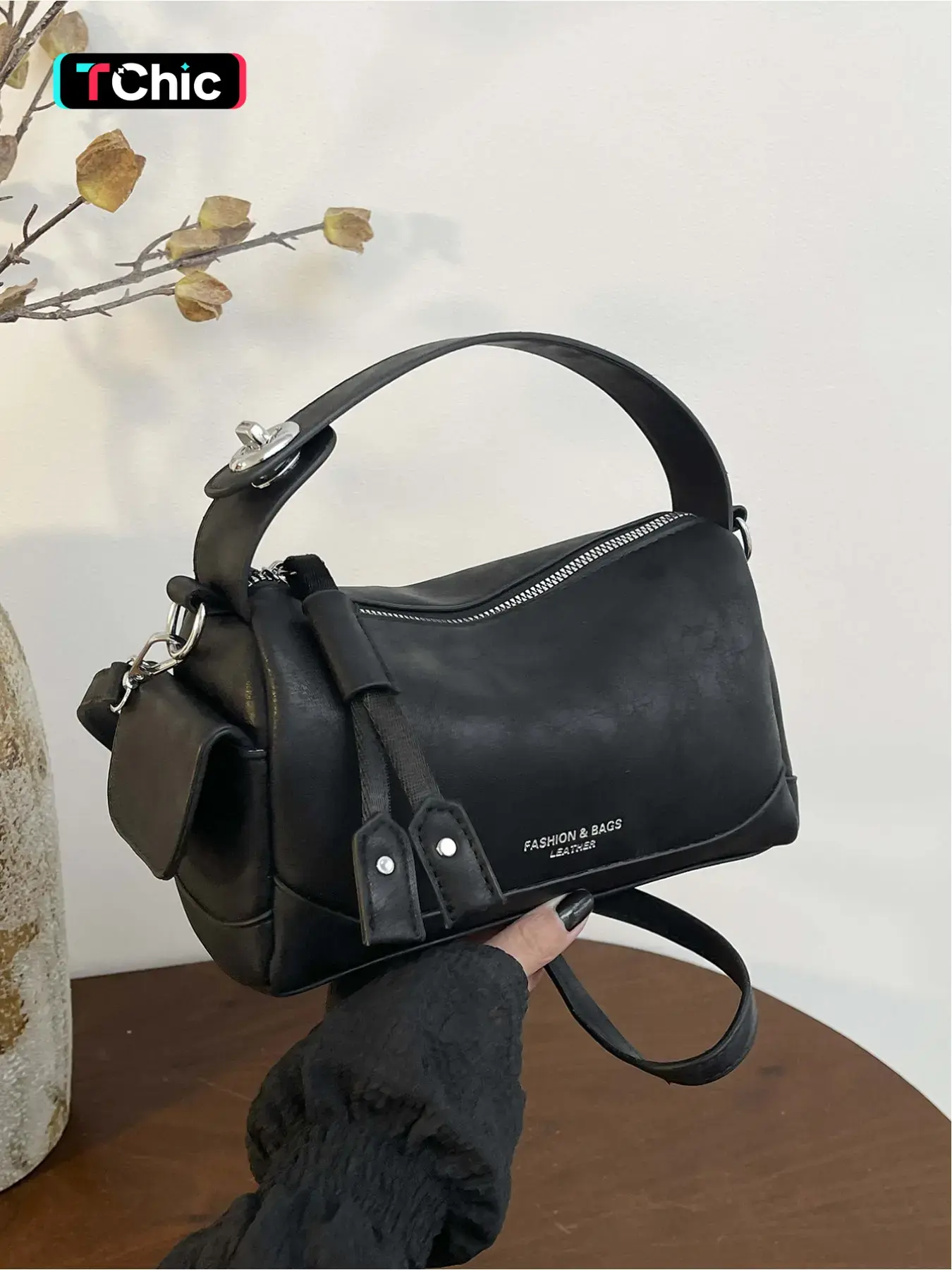 Fashionable Elegant Pillow Bag, Versatile Women's Shoulder Crossbody Bag, Perfect for Commuting, Stylish and Practical Handbag