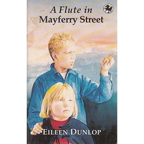 USED Book - A Flute in Mayferry Street (Kelpies) by Eileen Dunlop (Paperback) - english