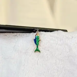 Sardine Kindle Charm | USB-C Dust Plug Charm for Kindle Devices with Fish Design