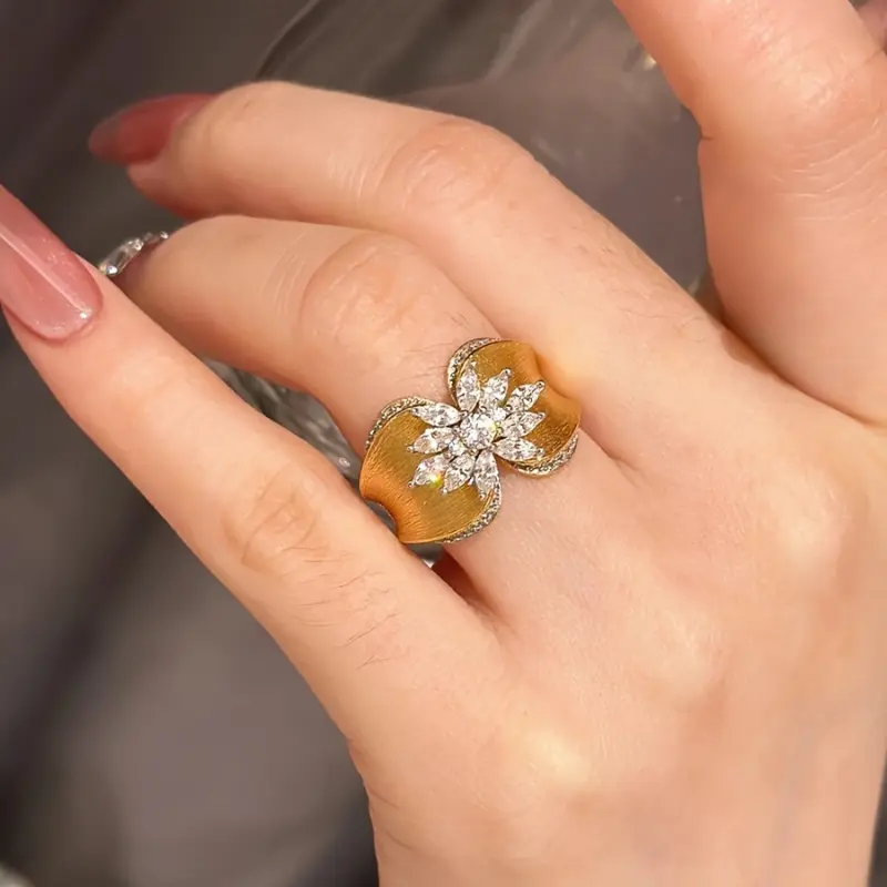 [Elegant Sunflower Ring] Vintage Women's 18K Gold Plated Sunflower Ring with Wide & Synthetic Zirconia - Elegant Wedding, Party, Valentine's Day Gift, Year-Round Wearable Statement Ring