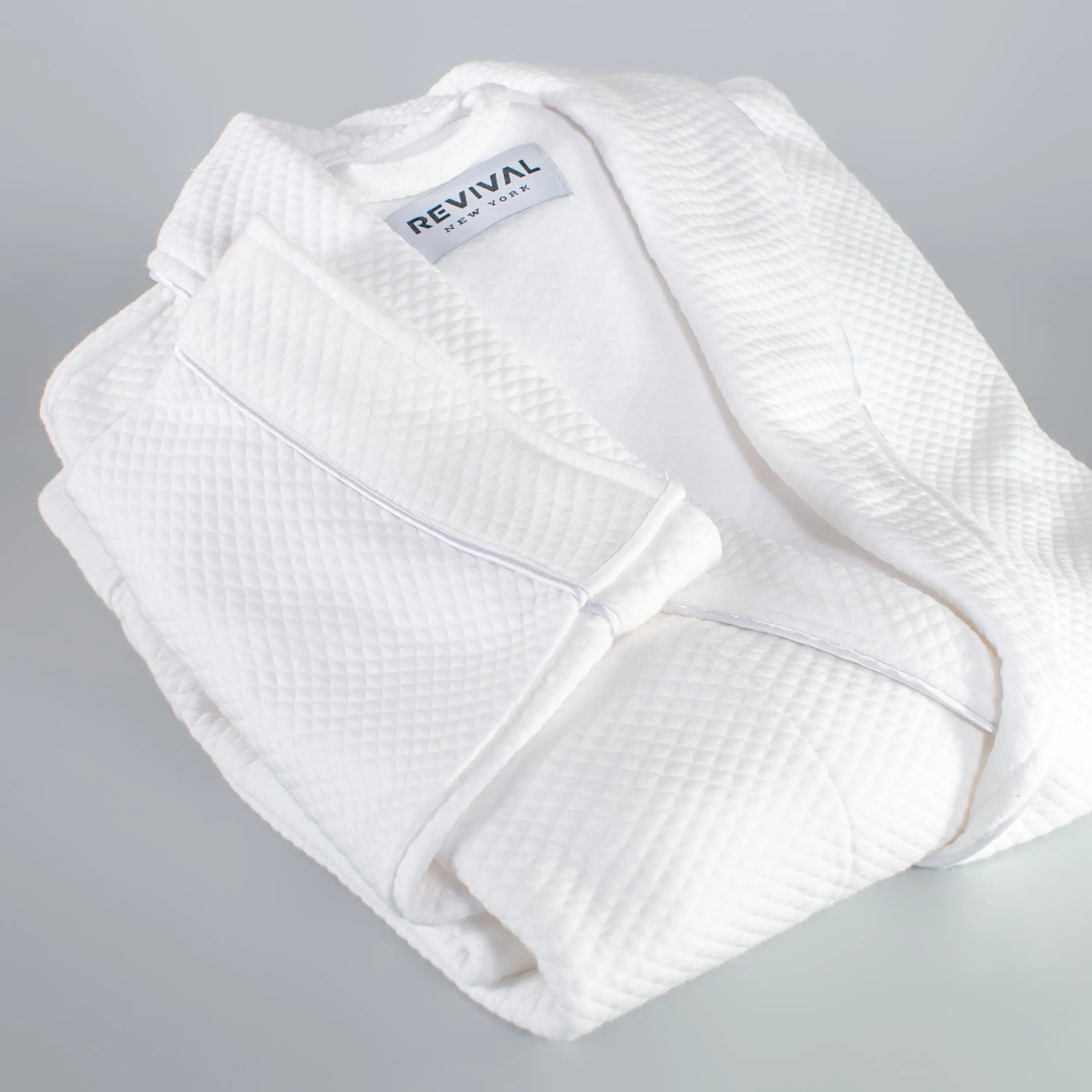 The Vanderbilt Robe - Luxury Hotel Robe - Unisex One Size Fits All