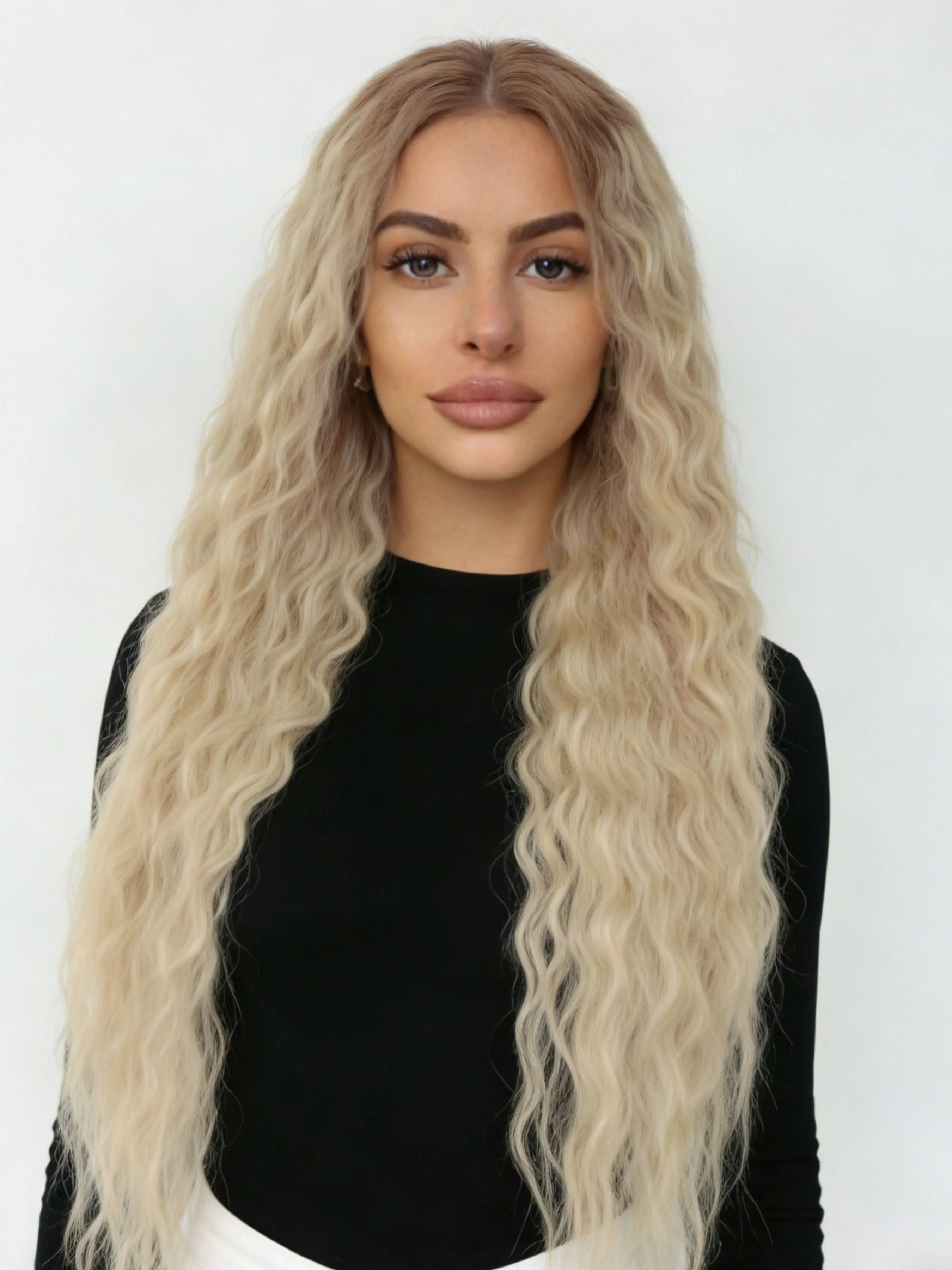 Beige Blonde Deep Curly Wig, 13x4 Lace Front Wig, Free Part HD Transparent Lace Front Straight Wig, Pre-plucked Natural Hairline, Heat-resistant Synthetic Fiber, Daily Wear for Women, 28 Inch