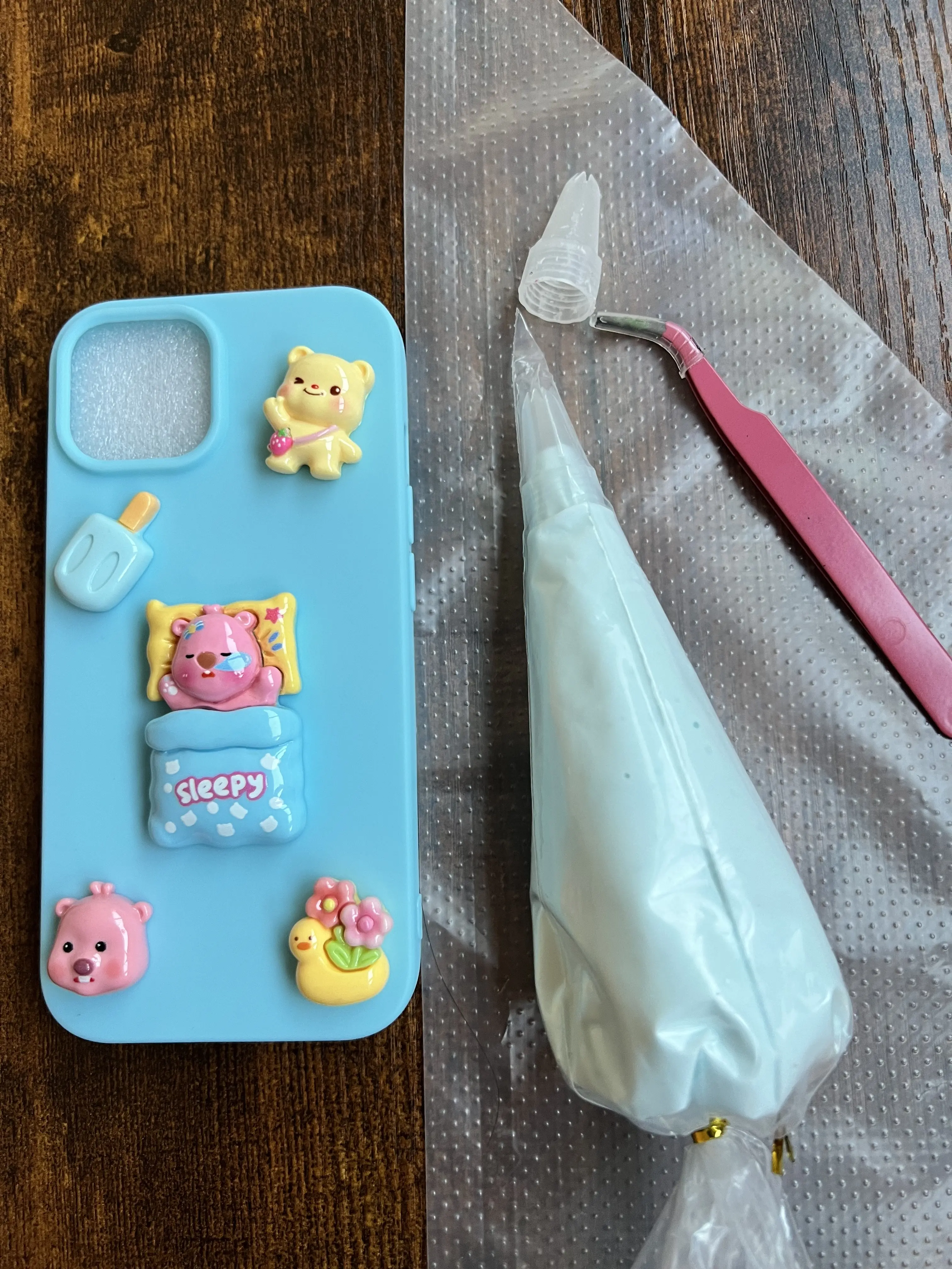Make it Yourself Decoden iPhone15 Case DIY Kit ( 100G Light Blue Color Cream Glue + iPhone15 Case + Charms, Accessories )