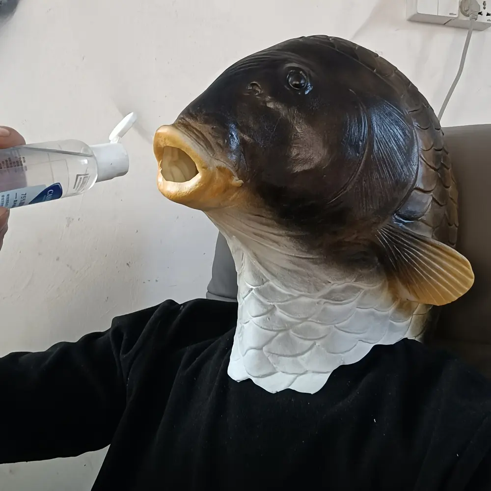 Cute Adult 1-Piece Goldfish Latex Full Face Mask - Realistic Animal Headpiece, Fashion Accessory for Halloween, Party Role Play, Animals Prop