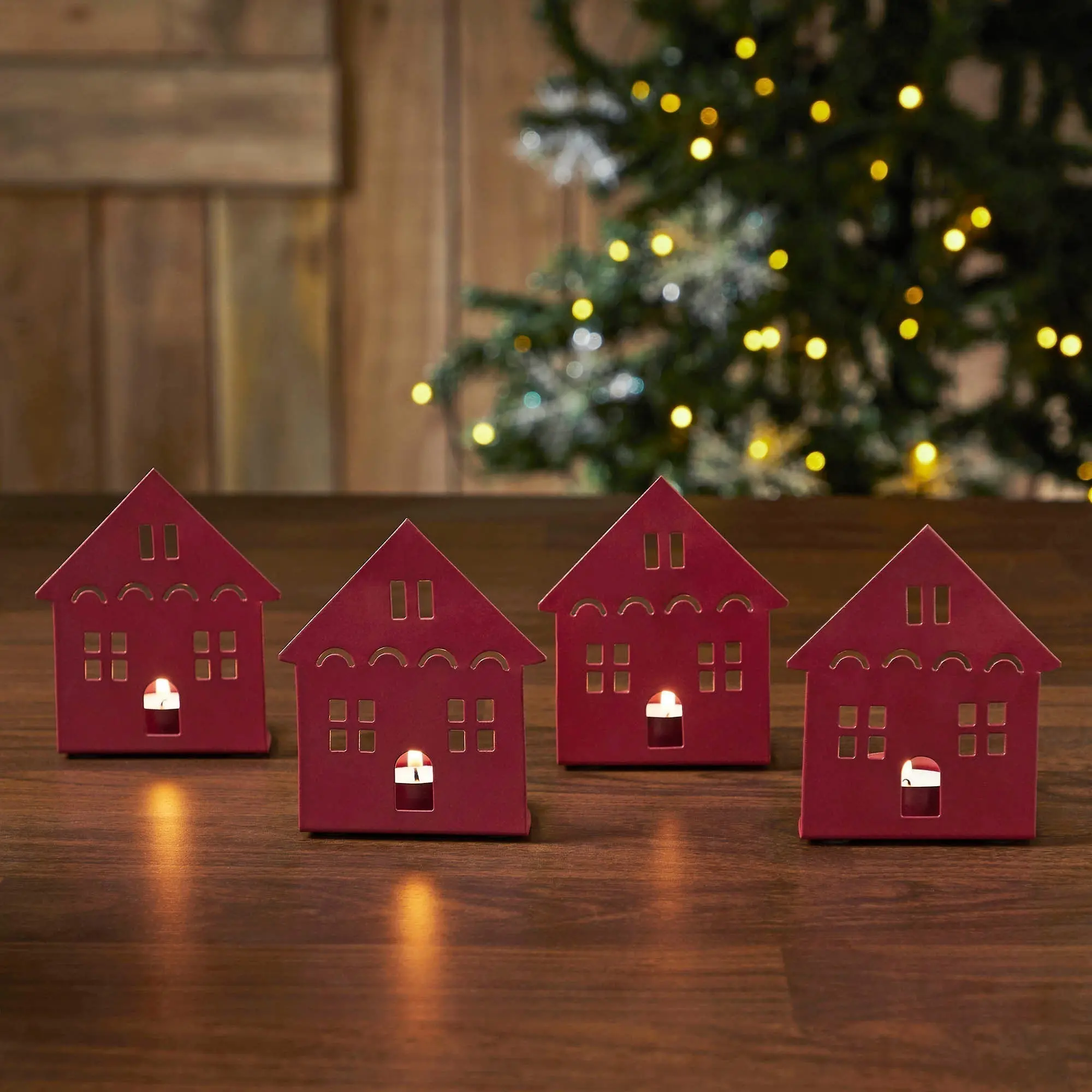 Antique Rustic House Shape Candle Holder Set, Burgundy Tealight Holders for Kitchen, Set of 4, Easy To Clean