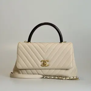 Pre-owned CHANEL Caviar Calfskin Shoulder Bag Coco Handle Medium Beige Chevron Quilted Gold Hardware 64353588
