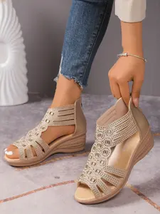 2026 Summer New Thick Sole Rubber Slope Heel Sandals, Rhinestone Women's Flip Flops, Fashion Platform Beach Shoes, Casual Plain Design