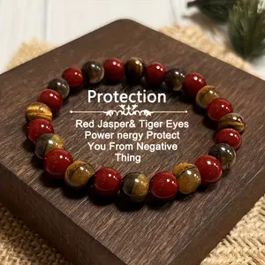 A stylish new tiger's eye and red jade beaded bracelet, elastic and suitable for both men and women to wear daily, as well as for banquets and parties. A beautiful gift for holidays and anniversaries.