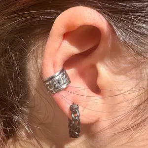 Sterling Silver Chain‑Link Ear Cuff • Wide Conch Band • No‑Piercing Faux Conch Earring